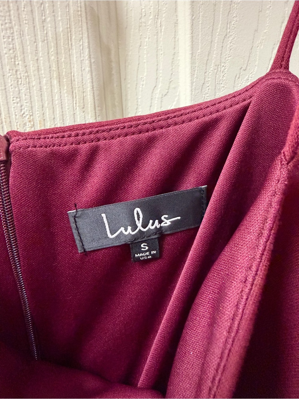 ❤️ Lulus Burgundy Bodycon Mini Dress - Picture 2 of 3